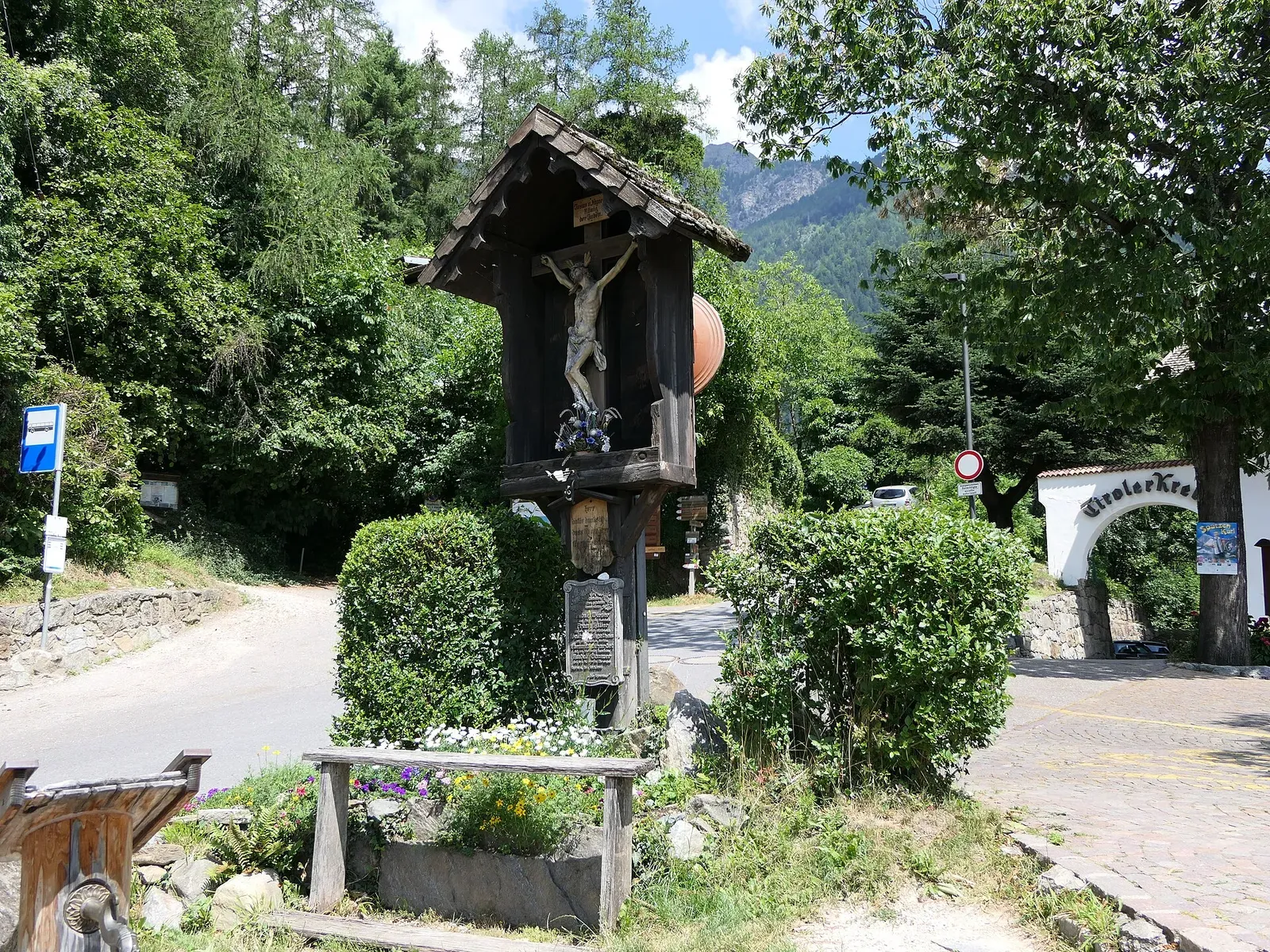 Das Tiroler Kreuz in Dorf Tirol (Südtirol)