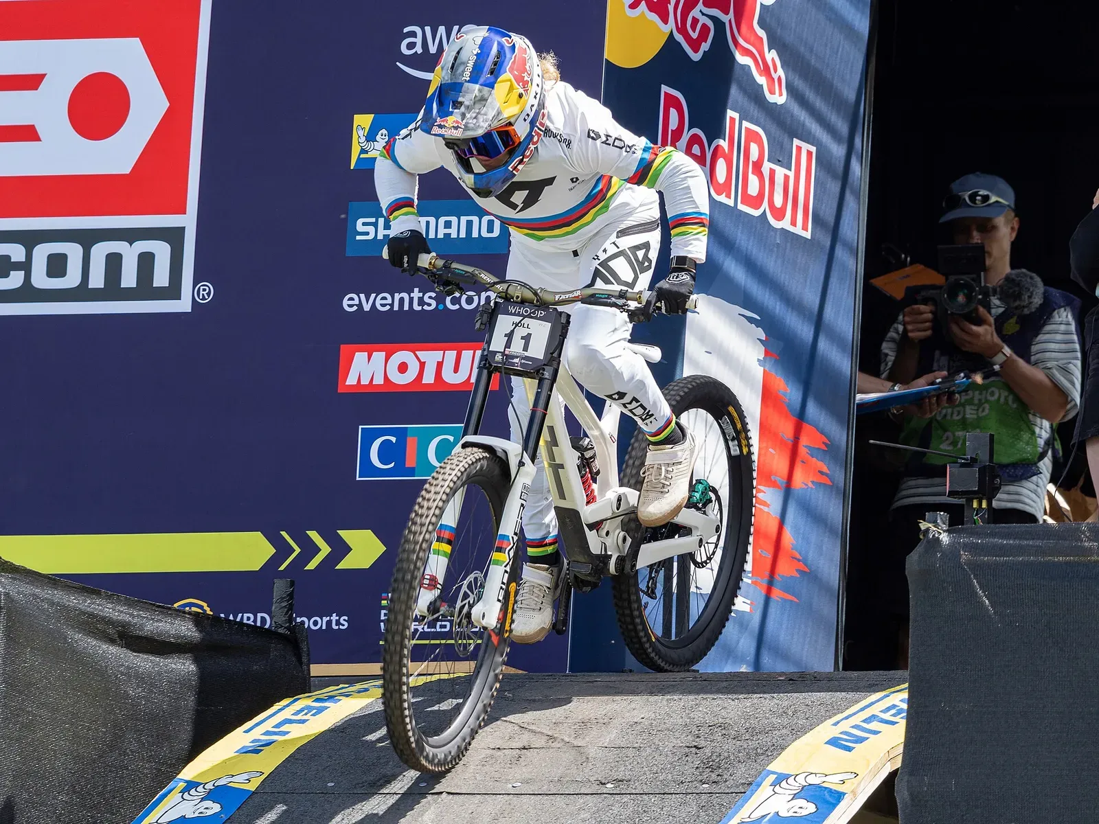 Valentina Höll at the start of UCI MTB world cup in Loudenvielle 2025