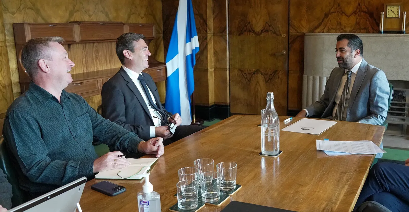 First Minister meets Andy Burnham